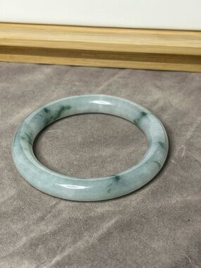 Fine Old Jade Bangle Bracelet